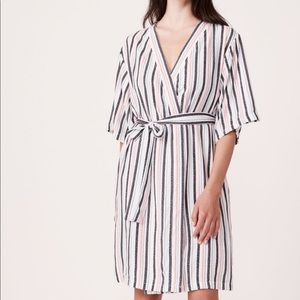 La Vie En Rose Striped Tie Kimono